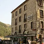 De La Citadelle 3*