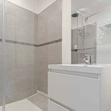 De La Citadelle سيسترون