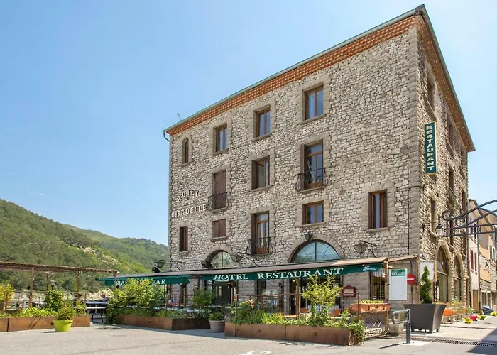 De La Citadelle Hotel 3*