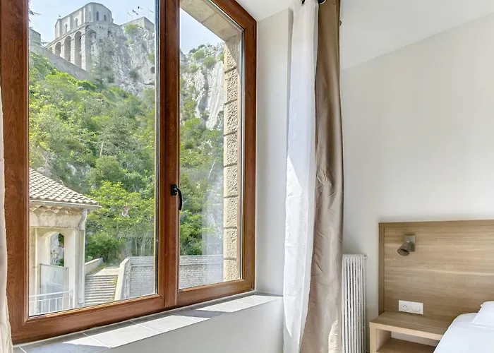 Hotel De La Citadelle 3*