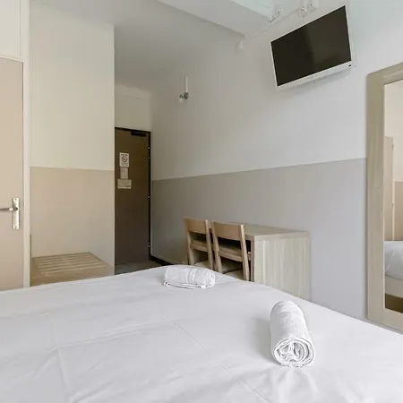 De La Citadelle Hotel 3*