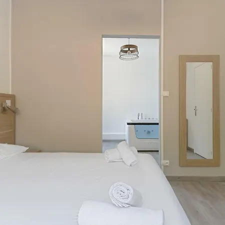De La Citadelle Szálloda 3*