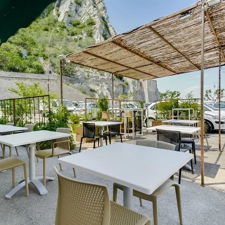 Otel De La Citadelle Sisteron