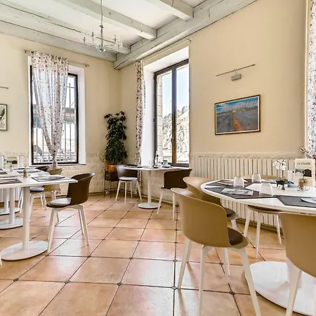 De La Citadelle Sisteron