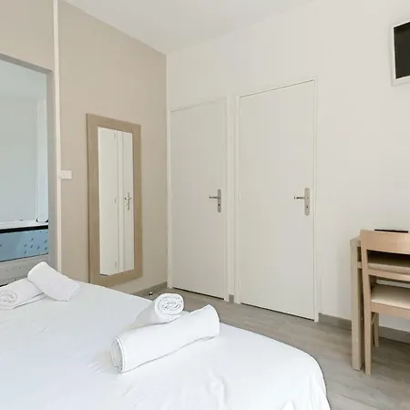 De La Citadelle Hotel 3*