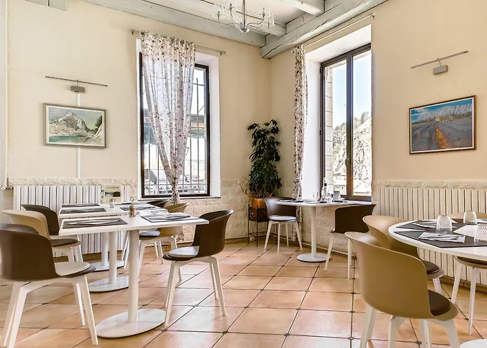 Hotel De La Citadelle 3*