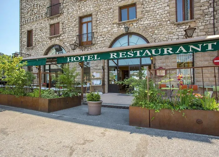 De La Citadelle Hotel 3*