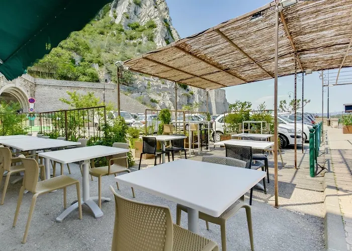 Hotel De La Citadelle Sisteron