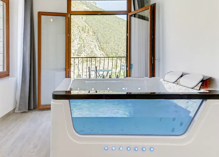 Hotel De La Citadelle 3*