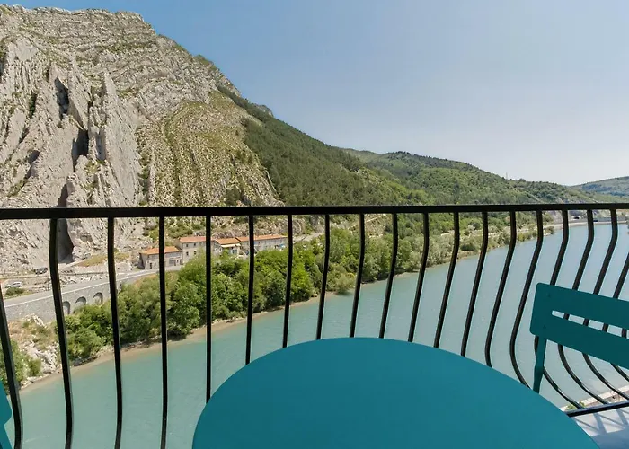 Hotel De La Citadelle 3*